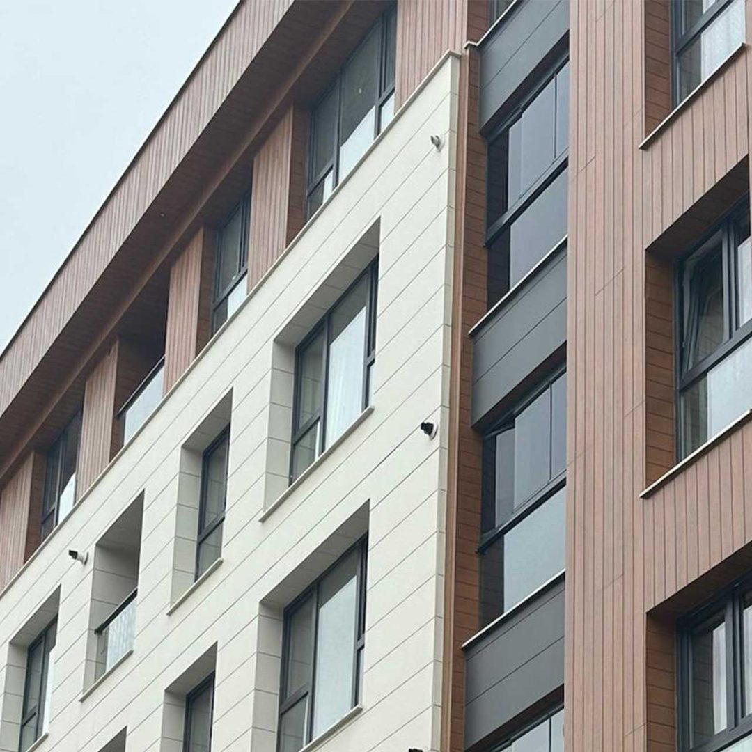 ألواح بتجاويف